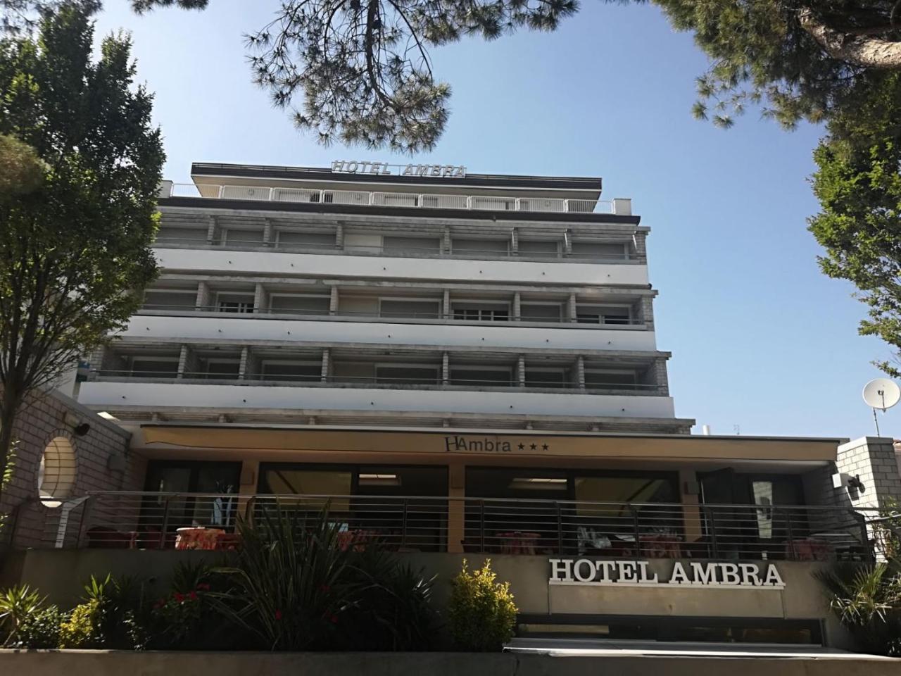 Hotel Ambra Lignano Sabbiadoro Eksteriør bilde