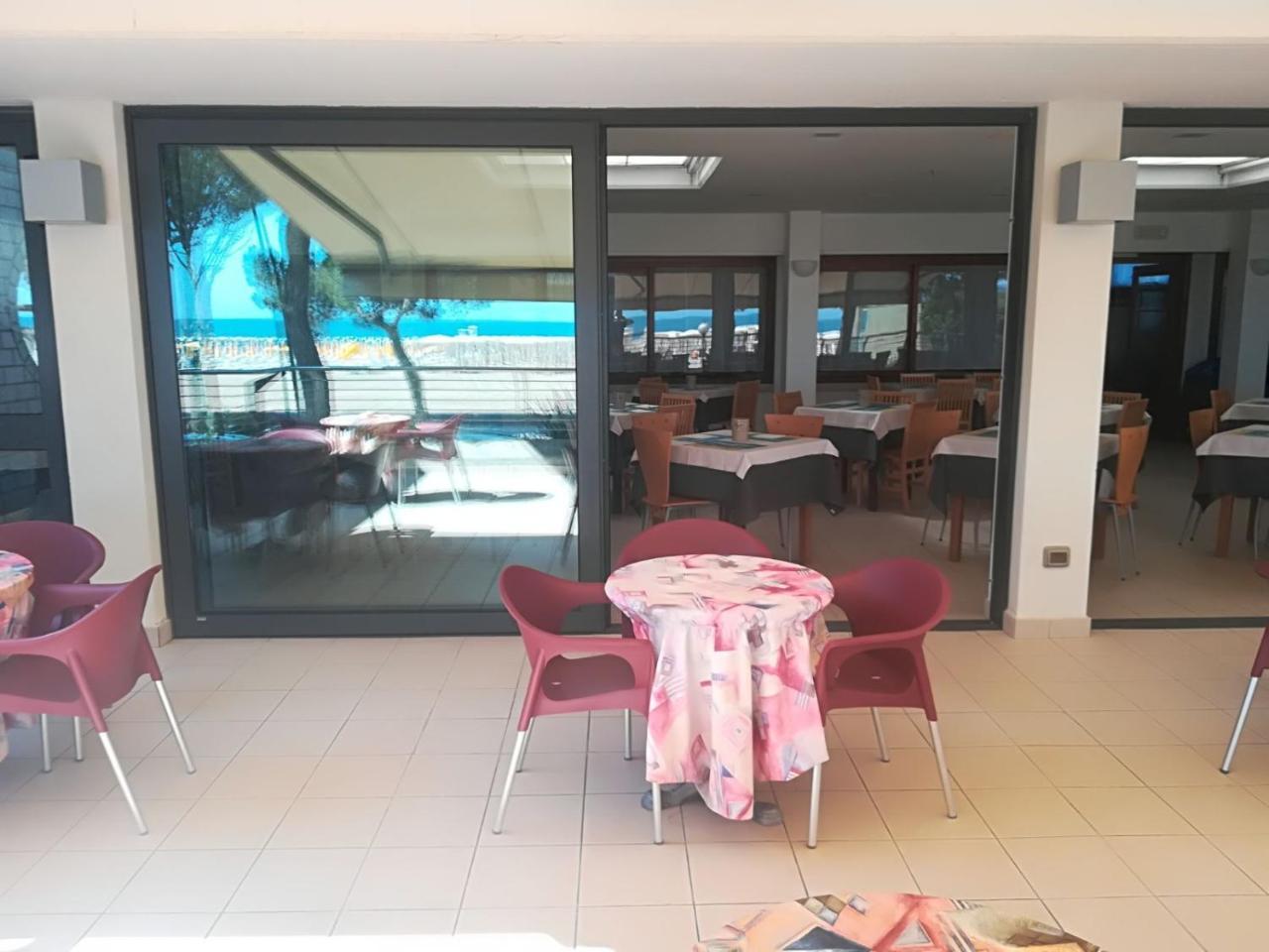 Hotel Ambra Lignano Sabbiadoro Eksteriør bilde