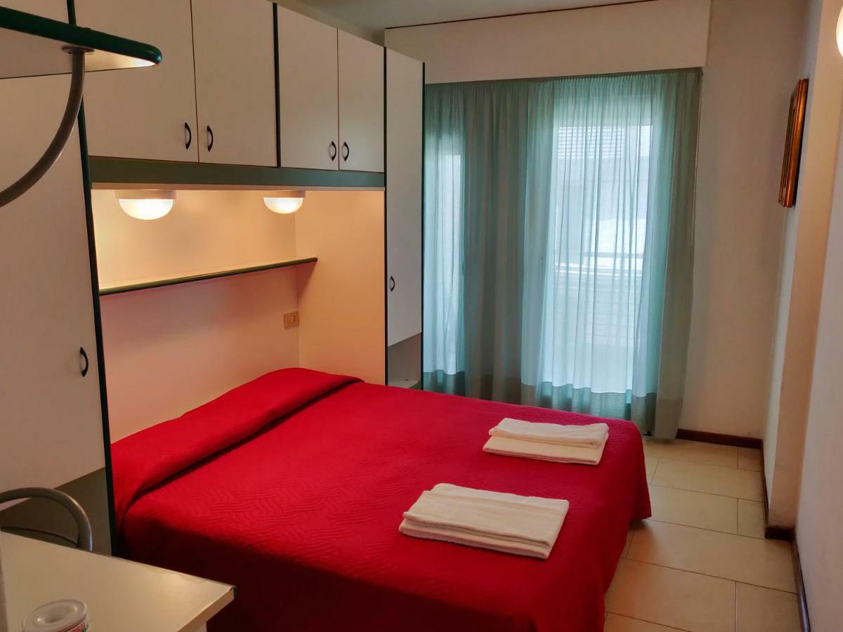 Hotel Ambra Lignano Sabbiadoro Eksteriør bilde