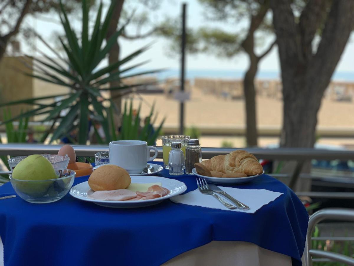 Hotel Ambra Lignano Sabbiadoro Eksteriør bilde